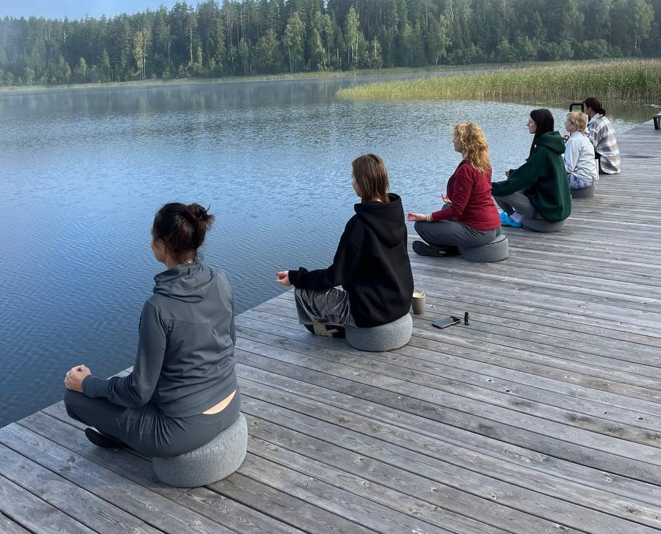 Медитация у воды