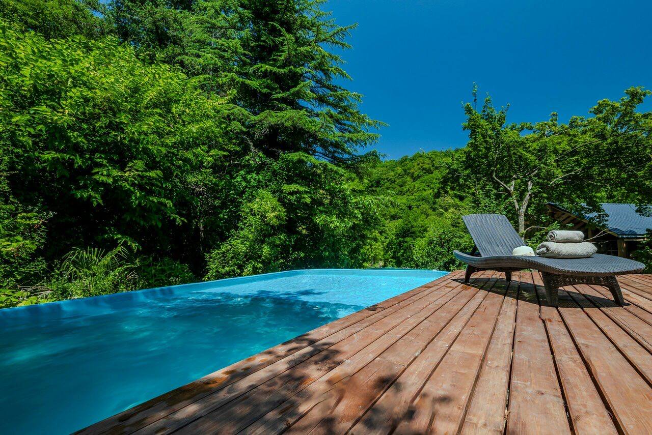 Бассейн в Сочи