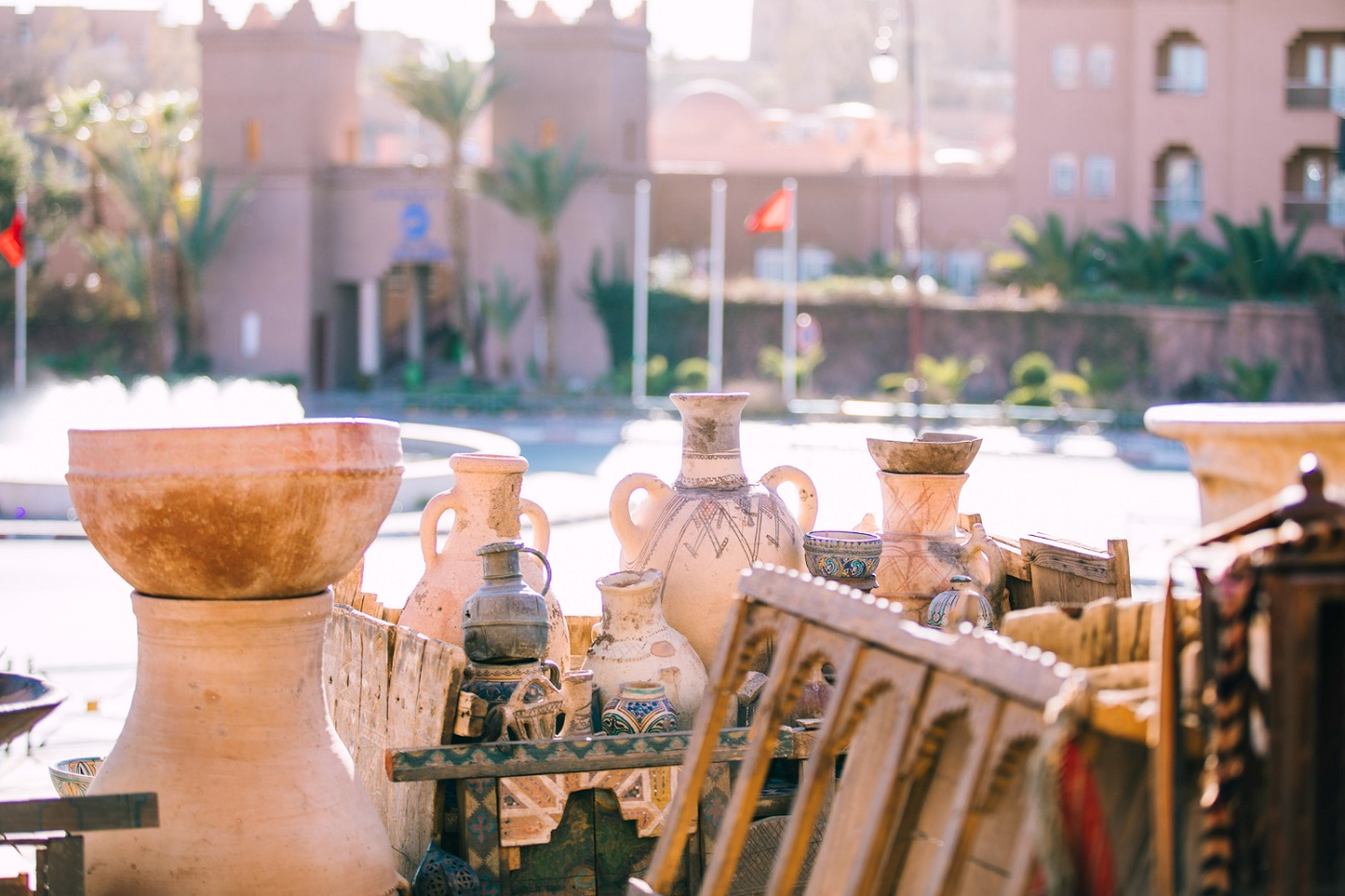 Город и кувшины