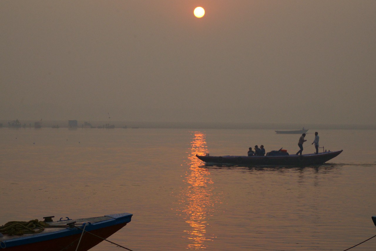 Рассвет на Ганге