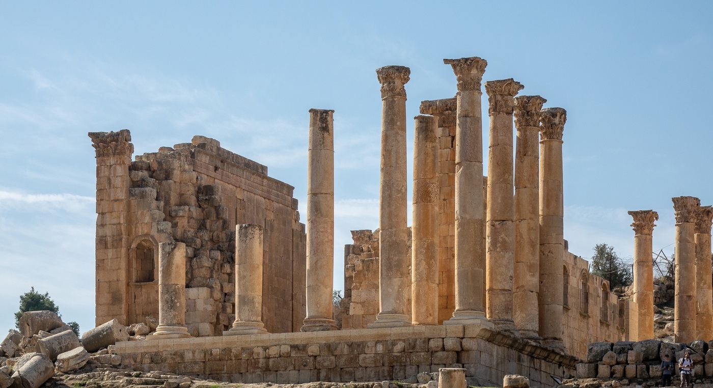 Иордания колонны