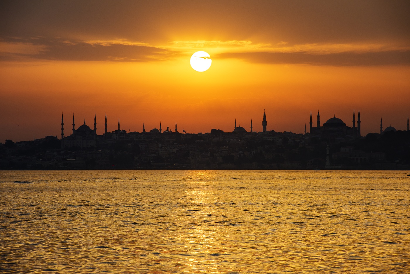 закат над Стамбулом
