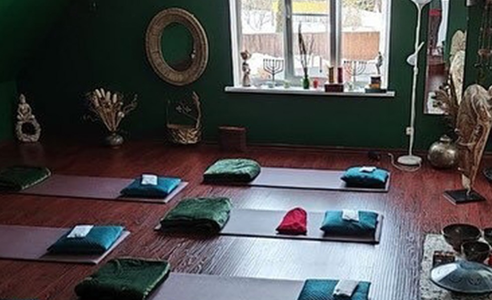 Зал для йоги