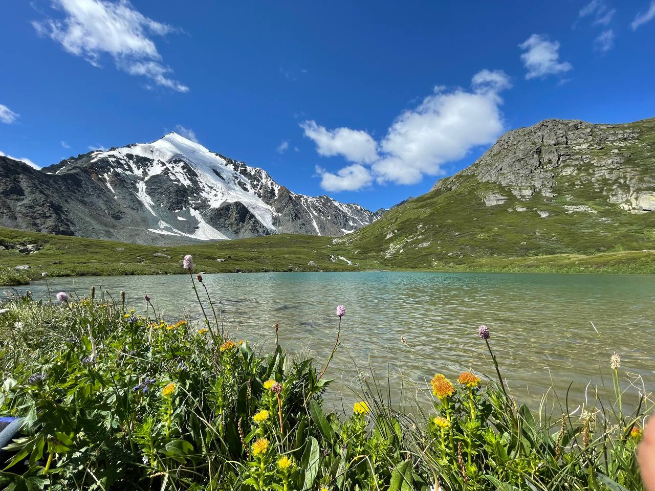 Озеро Алтая