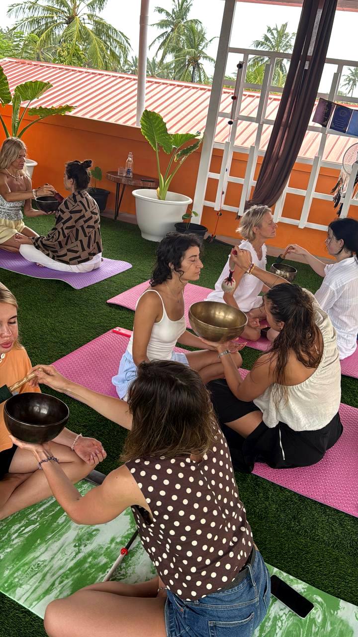 Медитация поющими чашами