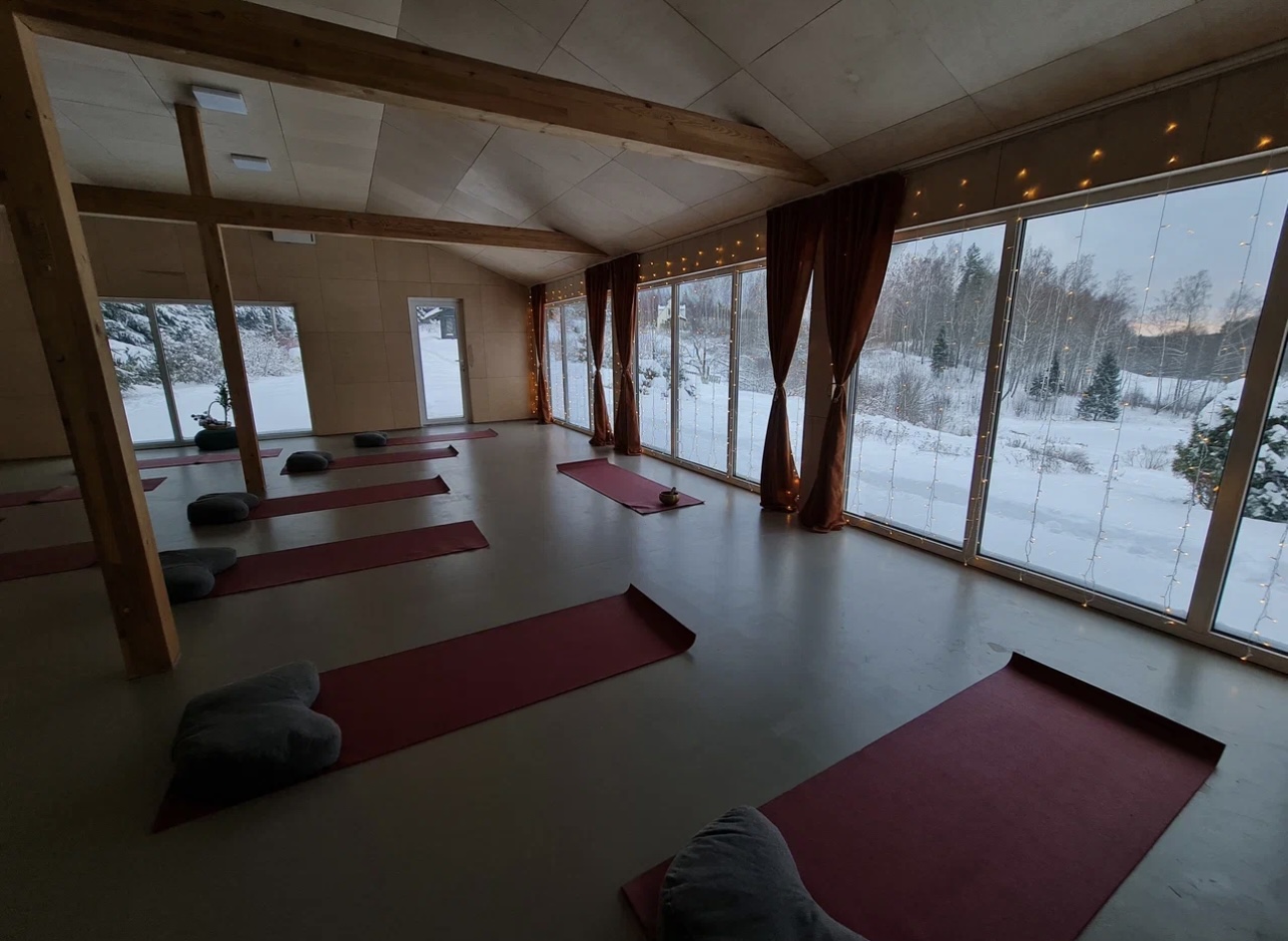 Йога-зал