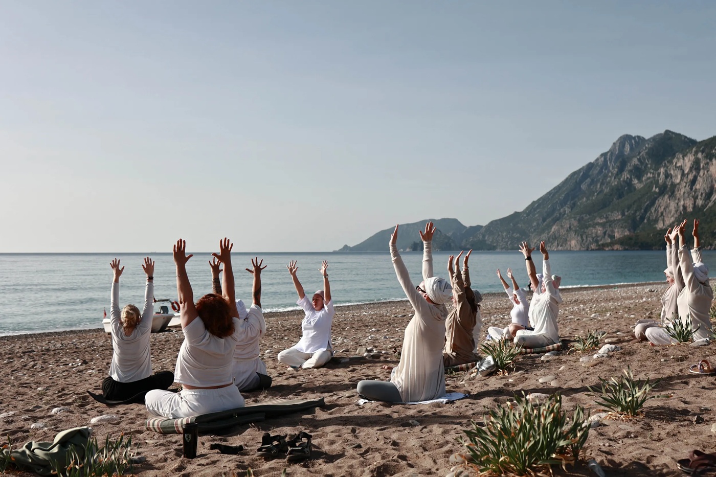 Йога на пляже