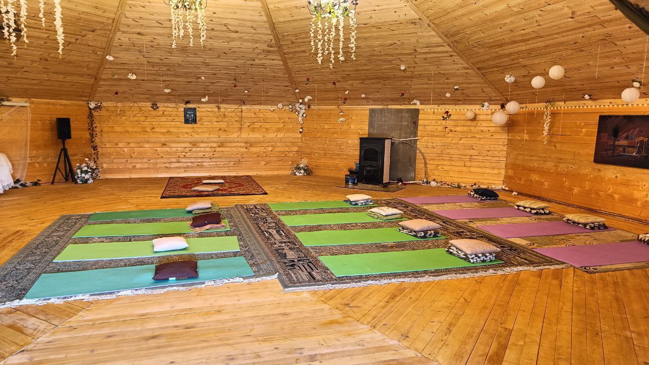 Пространство для йоги