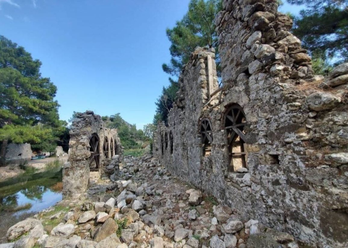 Каменная крепость