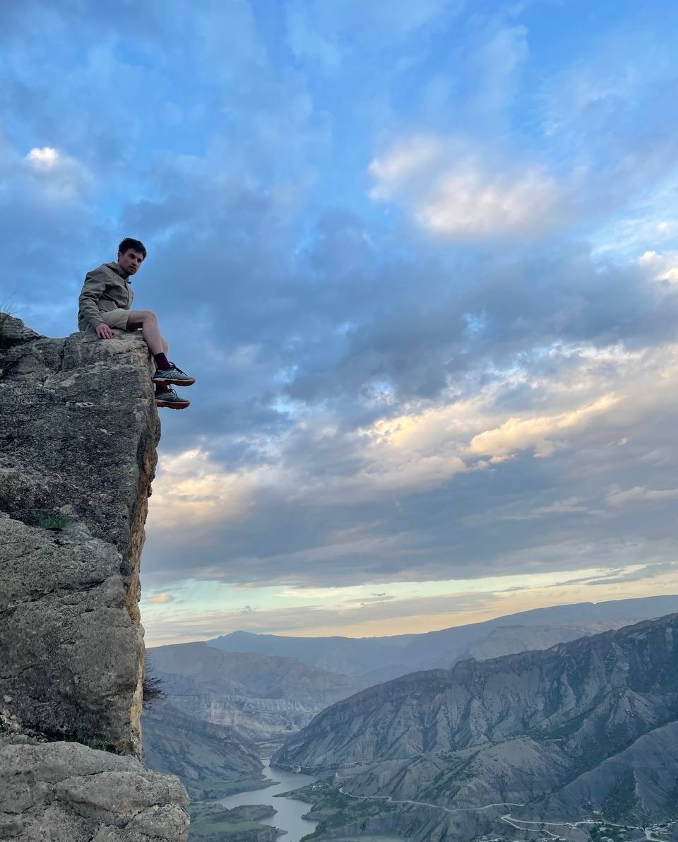 На скале Дагестан