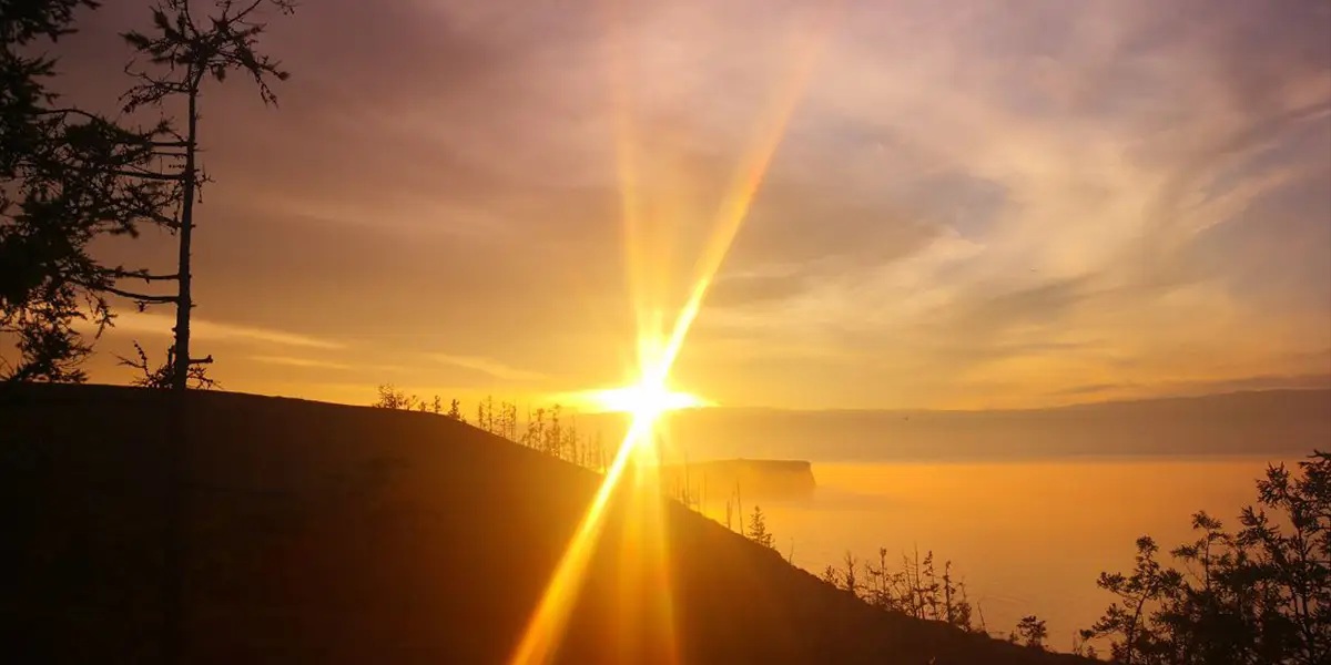 Закат на Байкале