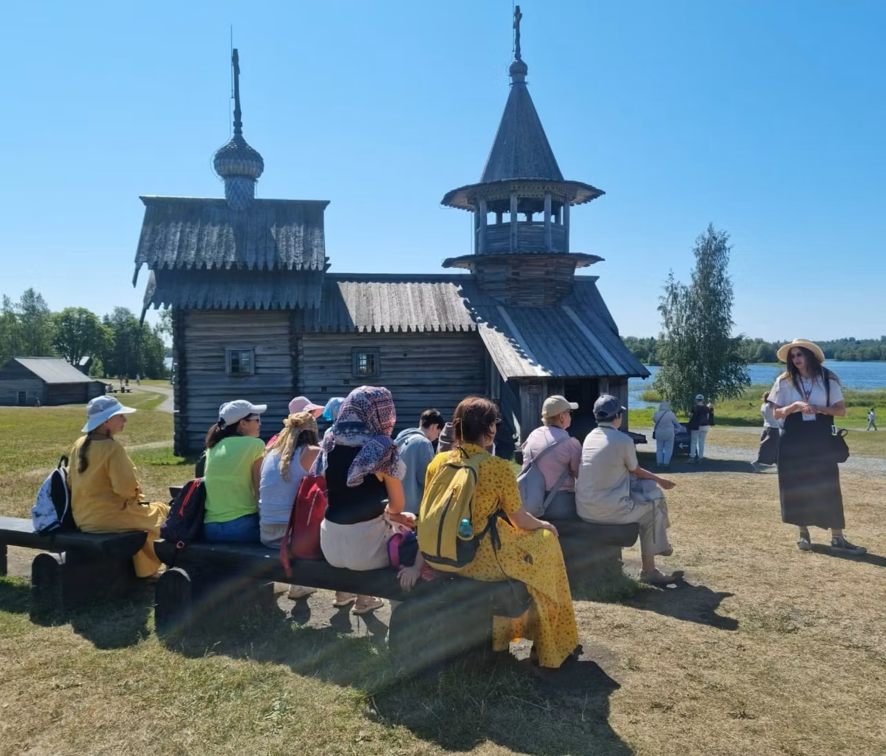 Около храма