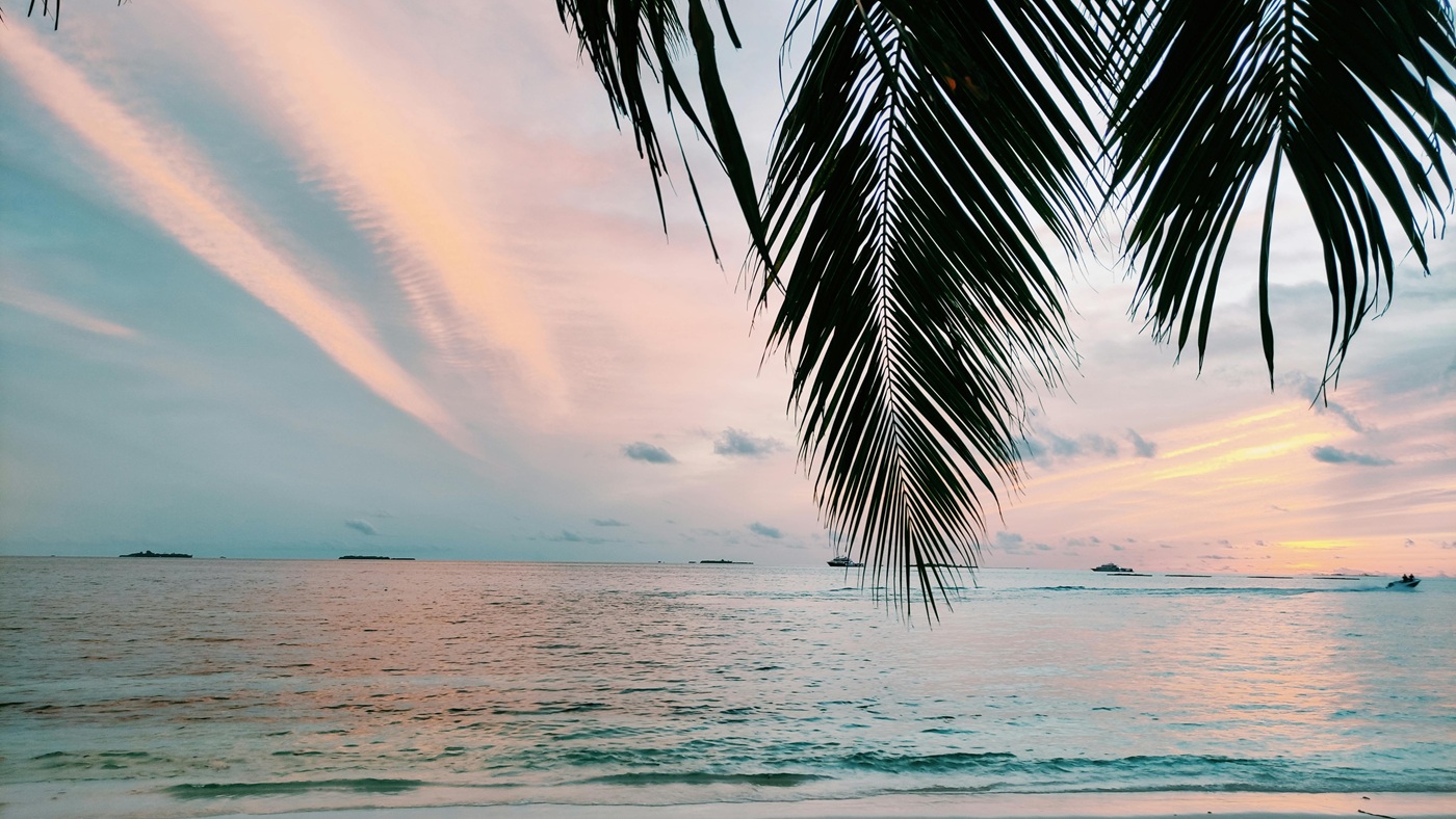 Закат на Мальдивах