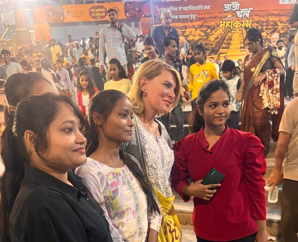 Фото с индусами