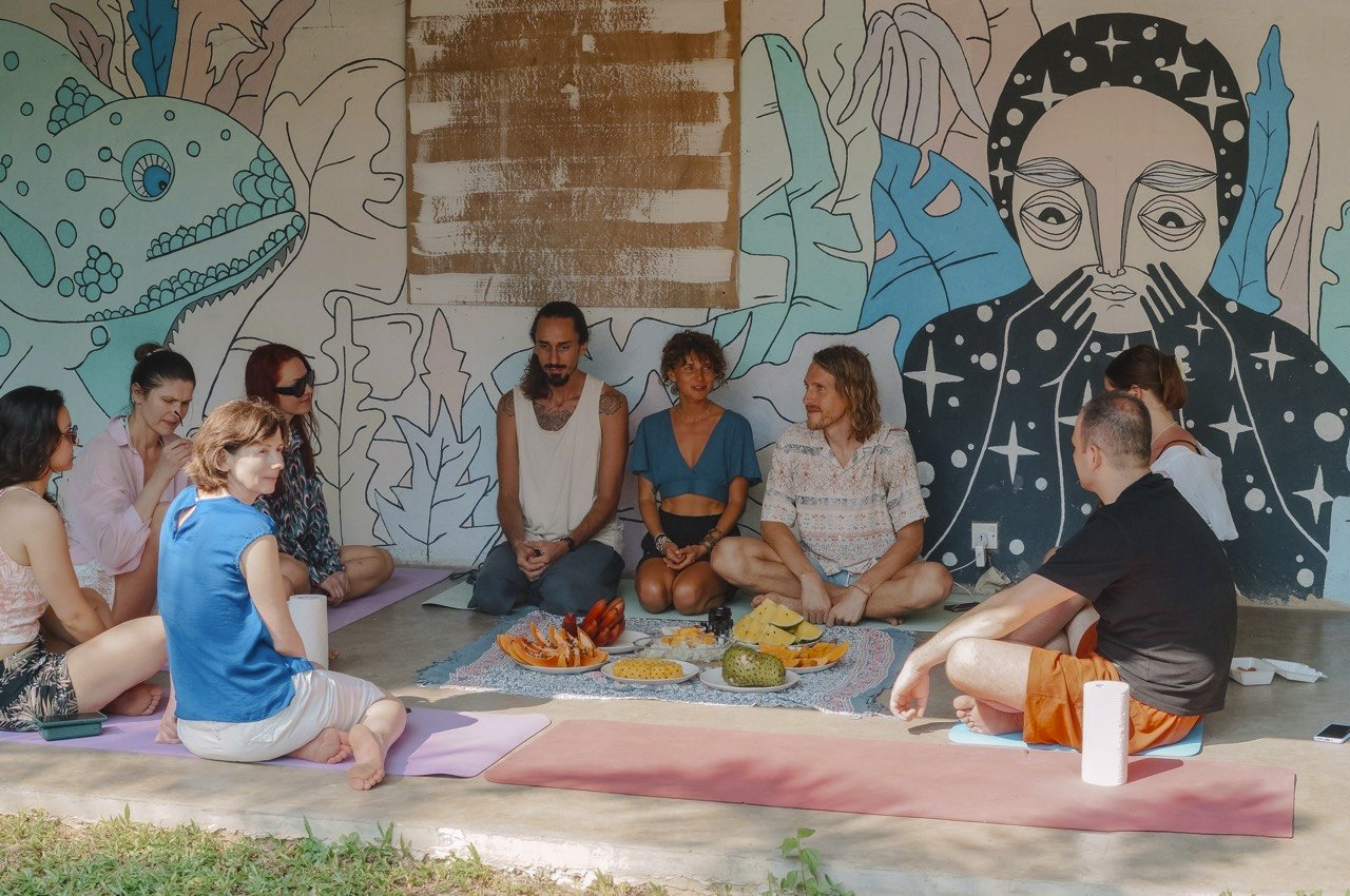 Группа на Бали