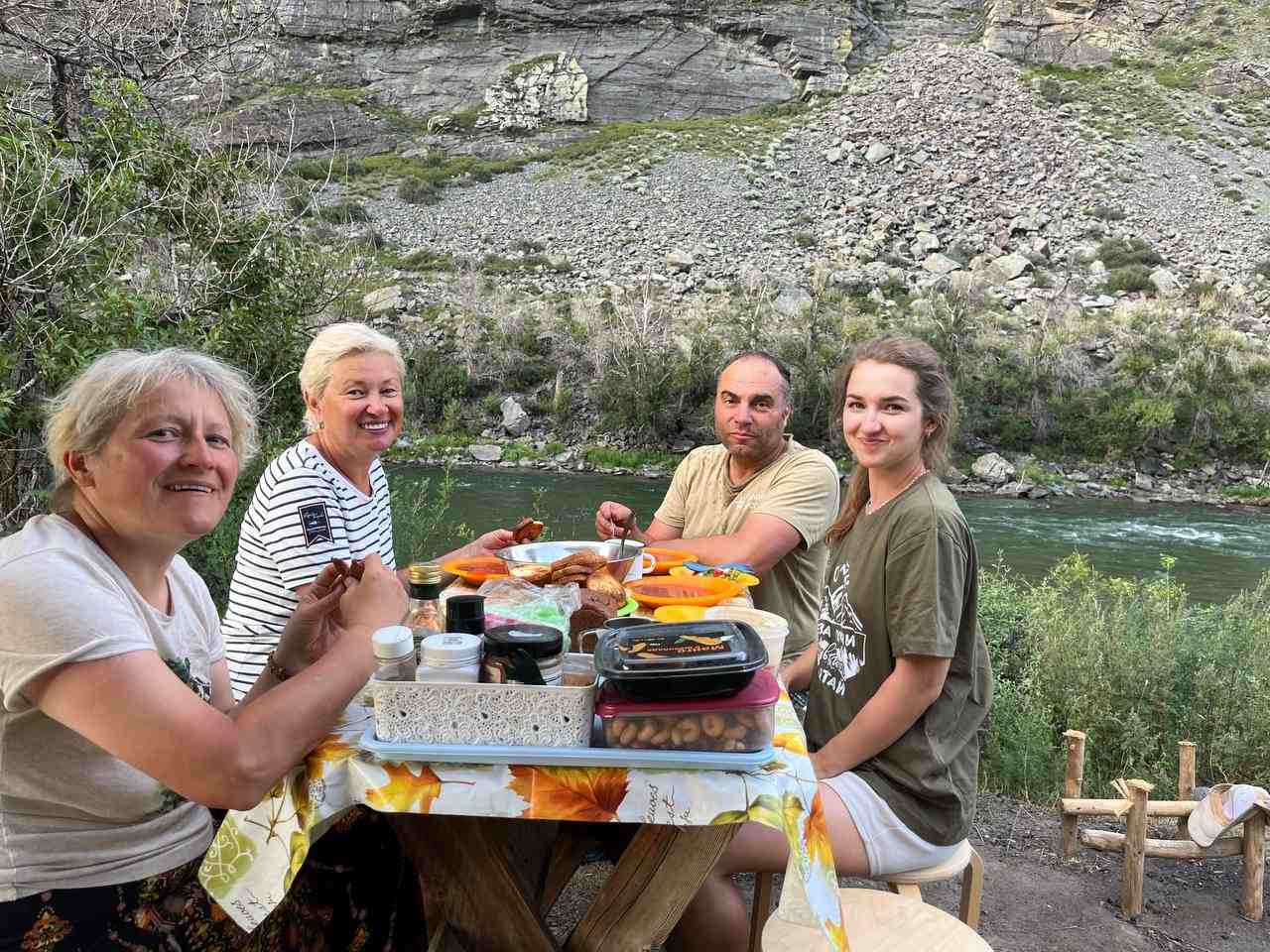 Трапеза на природе